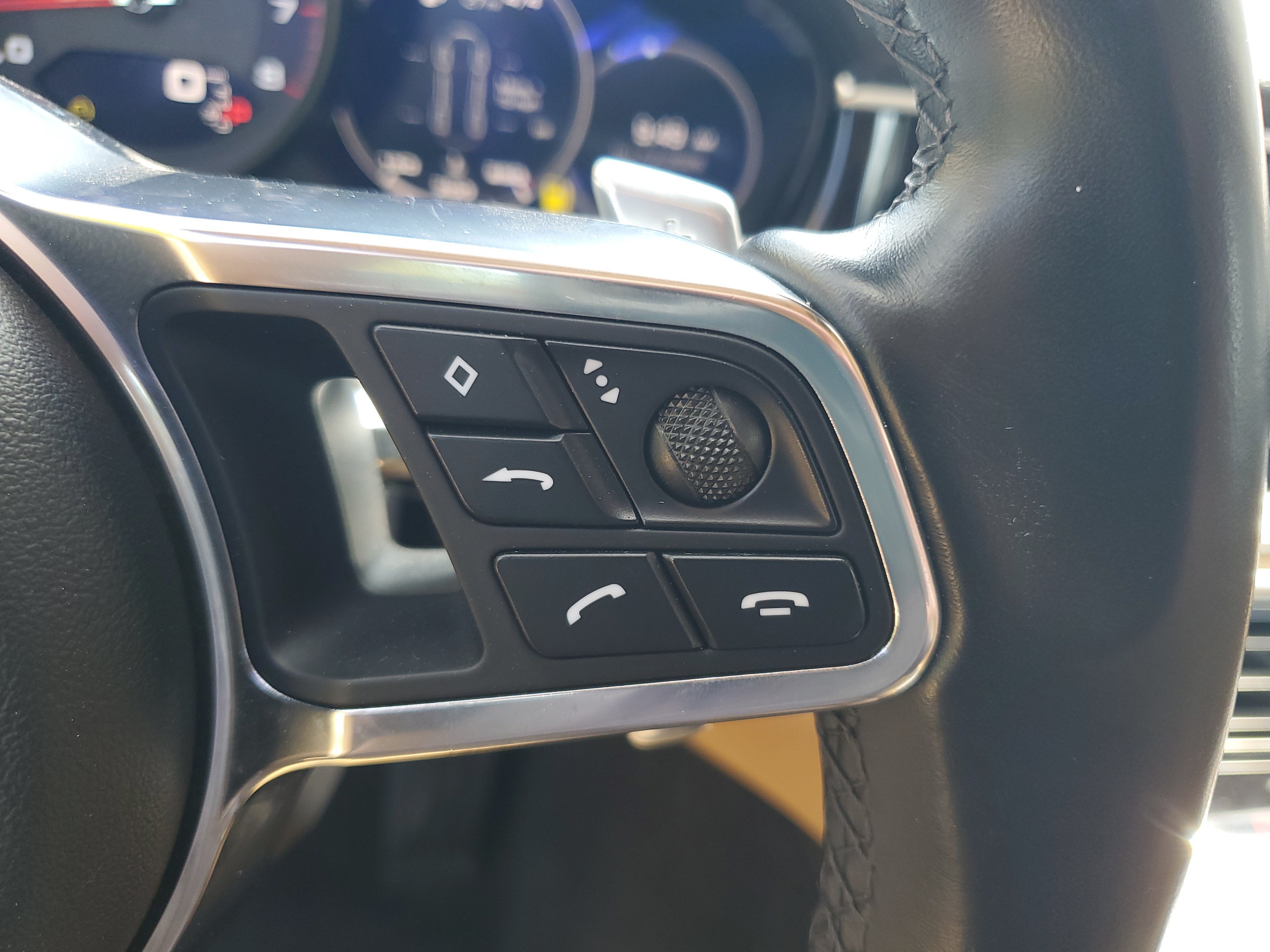 Used 2020 Porsche Panamera 4 AWD/4WD image 24