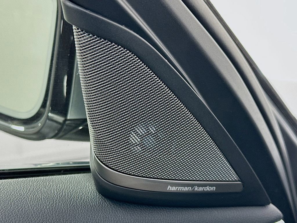 Certified 2023 BMW 540i w/ Premium Package image 19
