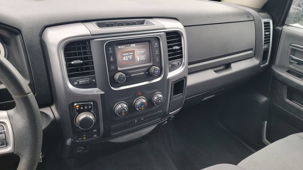 Used 2021 RAM 1500 Classic SLT AWD/4WD image 21