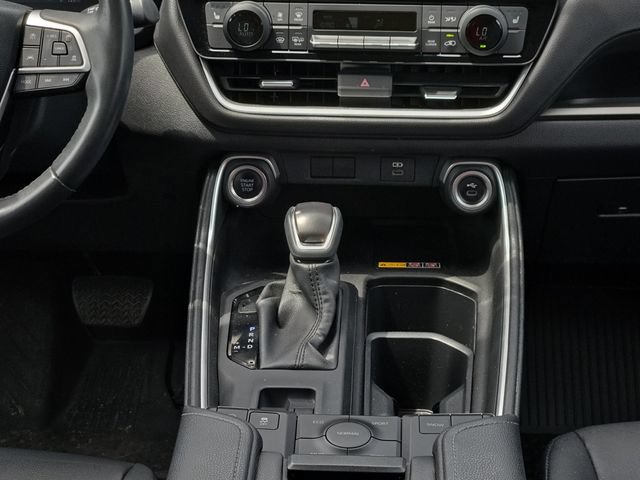 Certified 2024 Toyota Grand Highlander AWD image 20