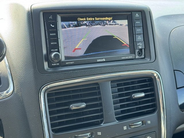 Used 2017 Dodge Grand Caravan SXT image 23