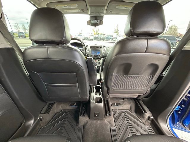 Used 2016 Chevrolet Trax LT w/ LT Convenience Package AWD/4WD image 32