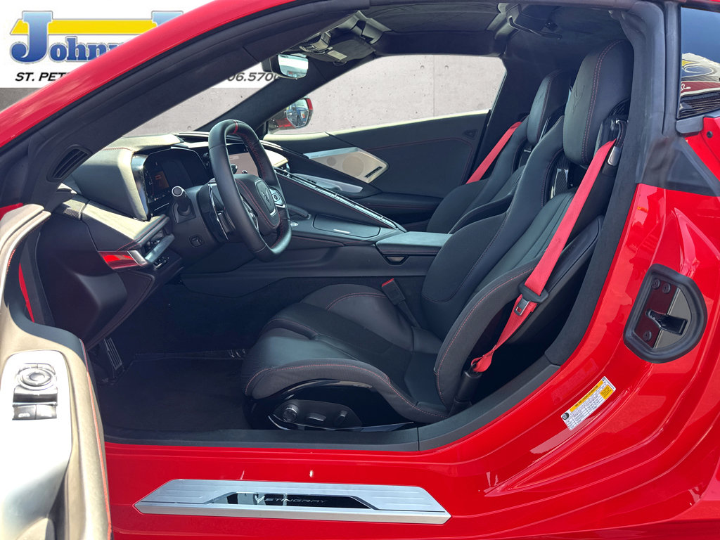 Used 2025 Chevrolet Corvette Stingray Premium Cpe w/ Z51 Performance Package RWD image 9