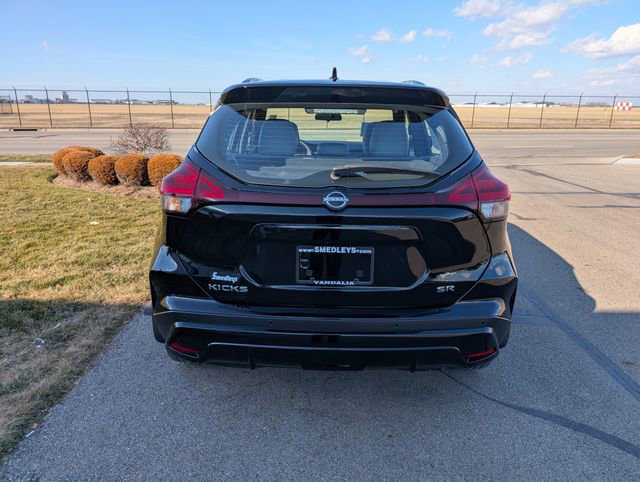 Used 2024 Nissan Kicks SR w/ SR Premium Package image 8