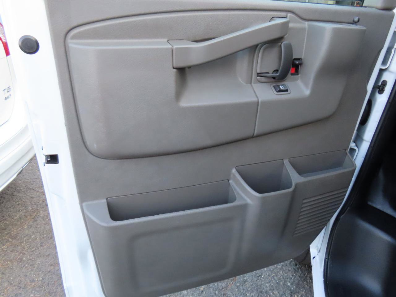 Used 2023 Chevrolet Express 2500 Extended w/ Driver Convenience Package RWD image 6