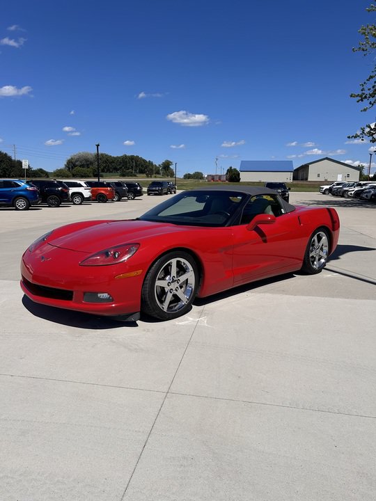 Used 2007 Chevrolet Corvette Convertible w/ Preferred Equipment Group RWD image 7