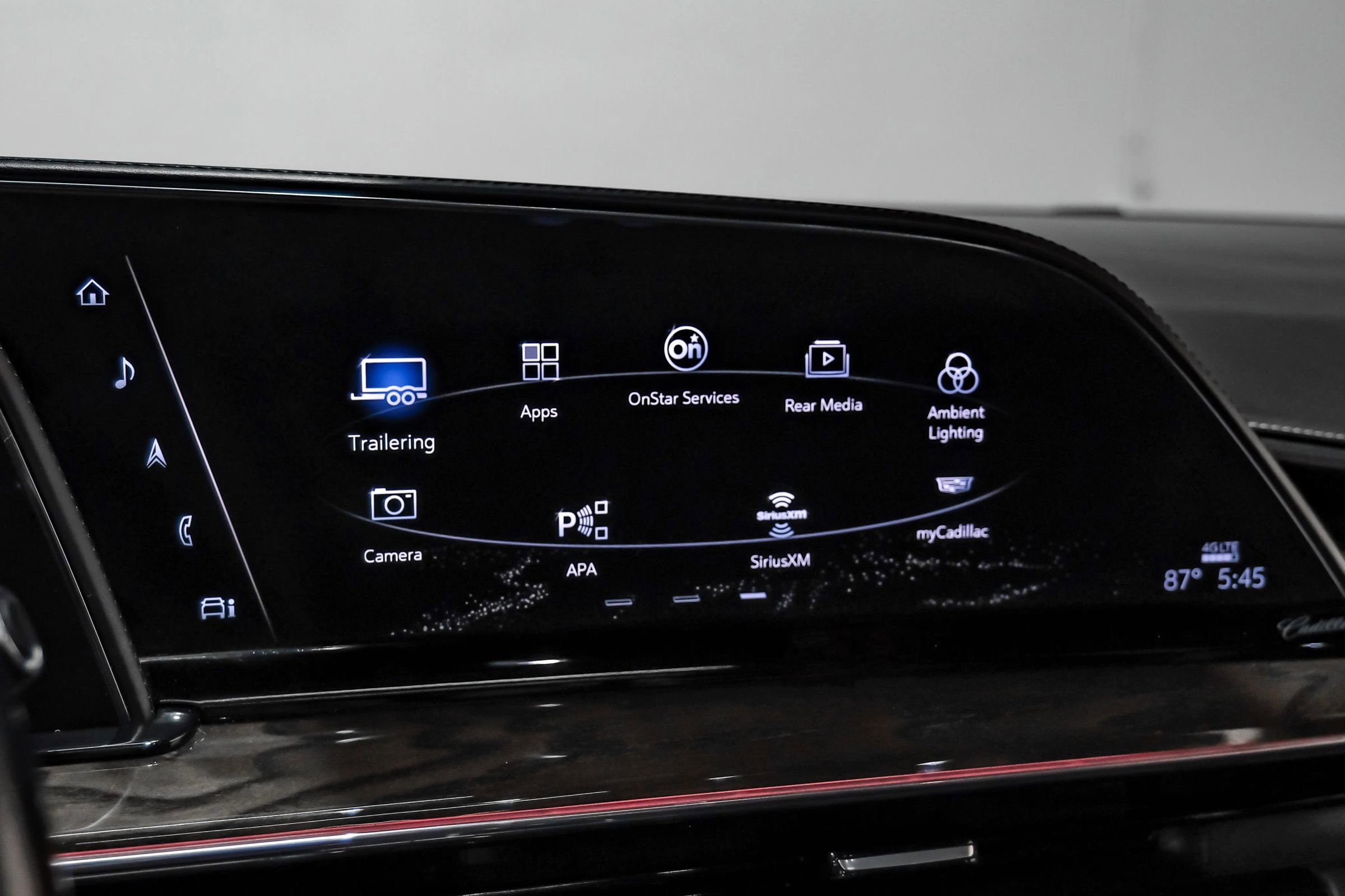 Used 2021 Cadillac Escalade Sport Platinum AWD/4WD image 26