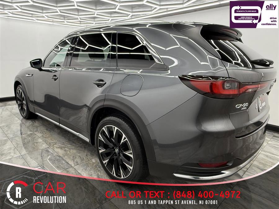 Used 2024 MAZDA CX-90 Plug-In Hybrid w/ Premium Pkg image 4