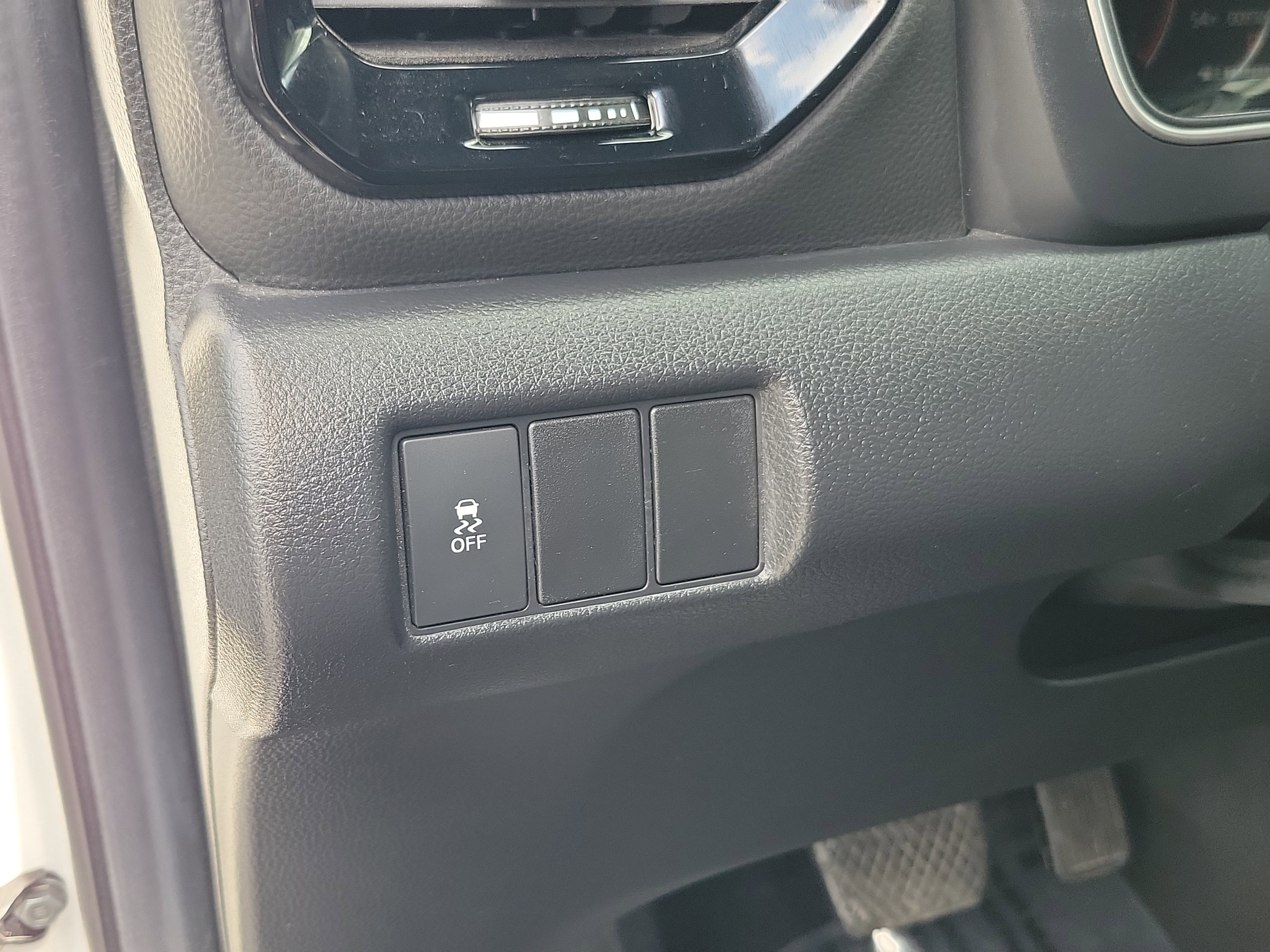 Used 2025 Honda Pilot Sport image 19