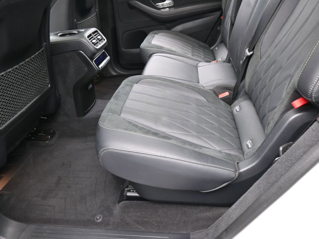 Used 2023 Mercedes-Benz GLS 63 AMG 4MATIC image 39