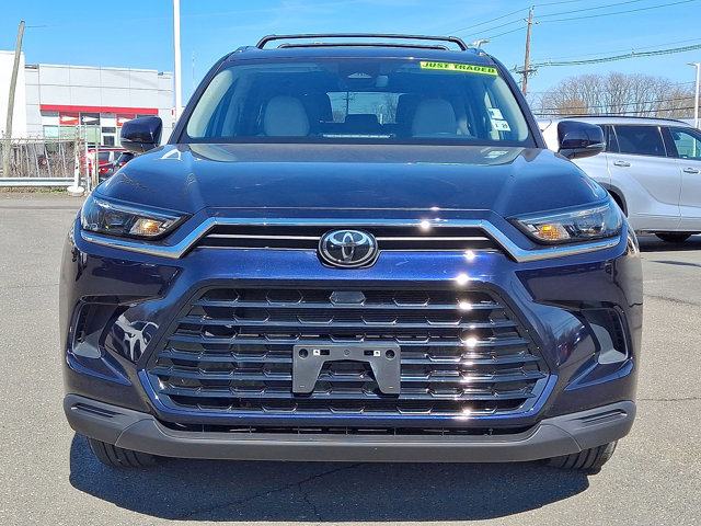 Used 2024 Toyota Grand Highlander XLE image 30