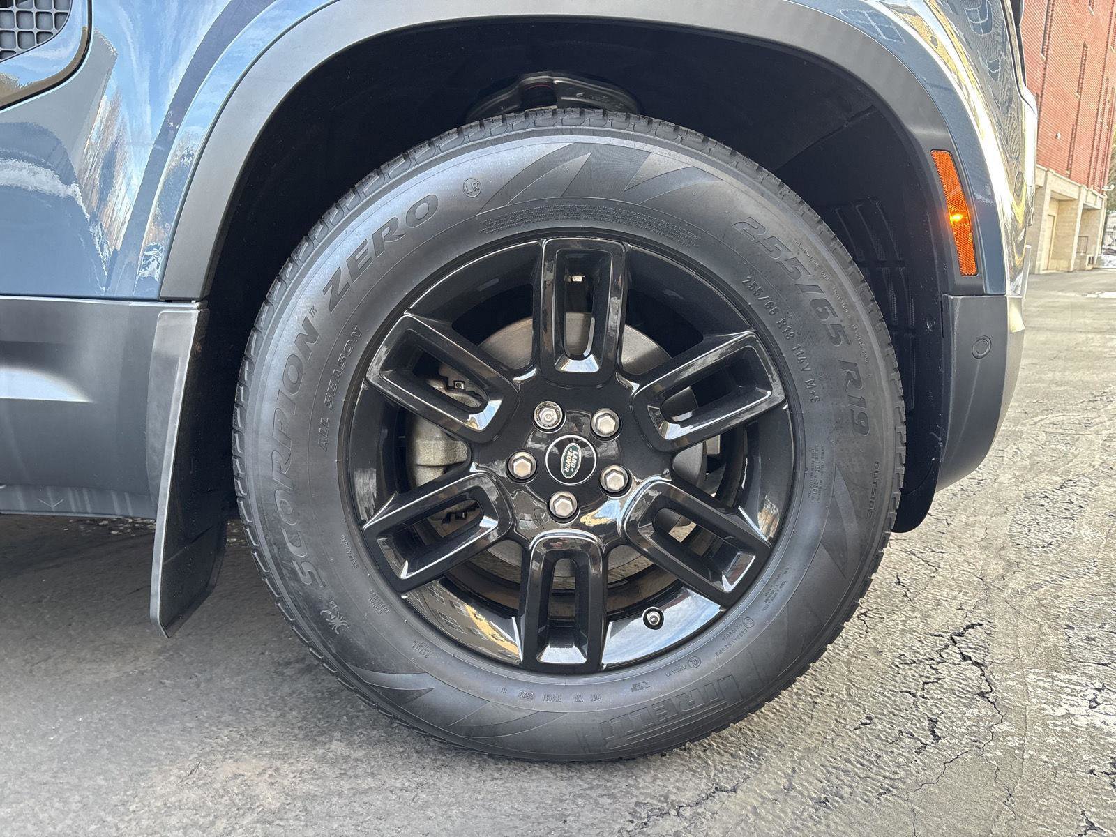 Used 2020 Land Rover Defender 110 S image 8