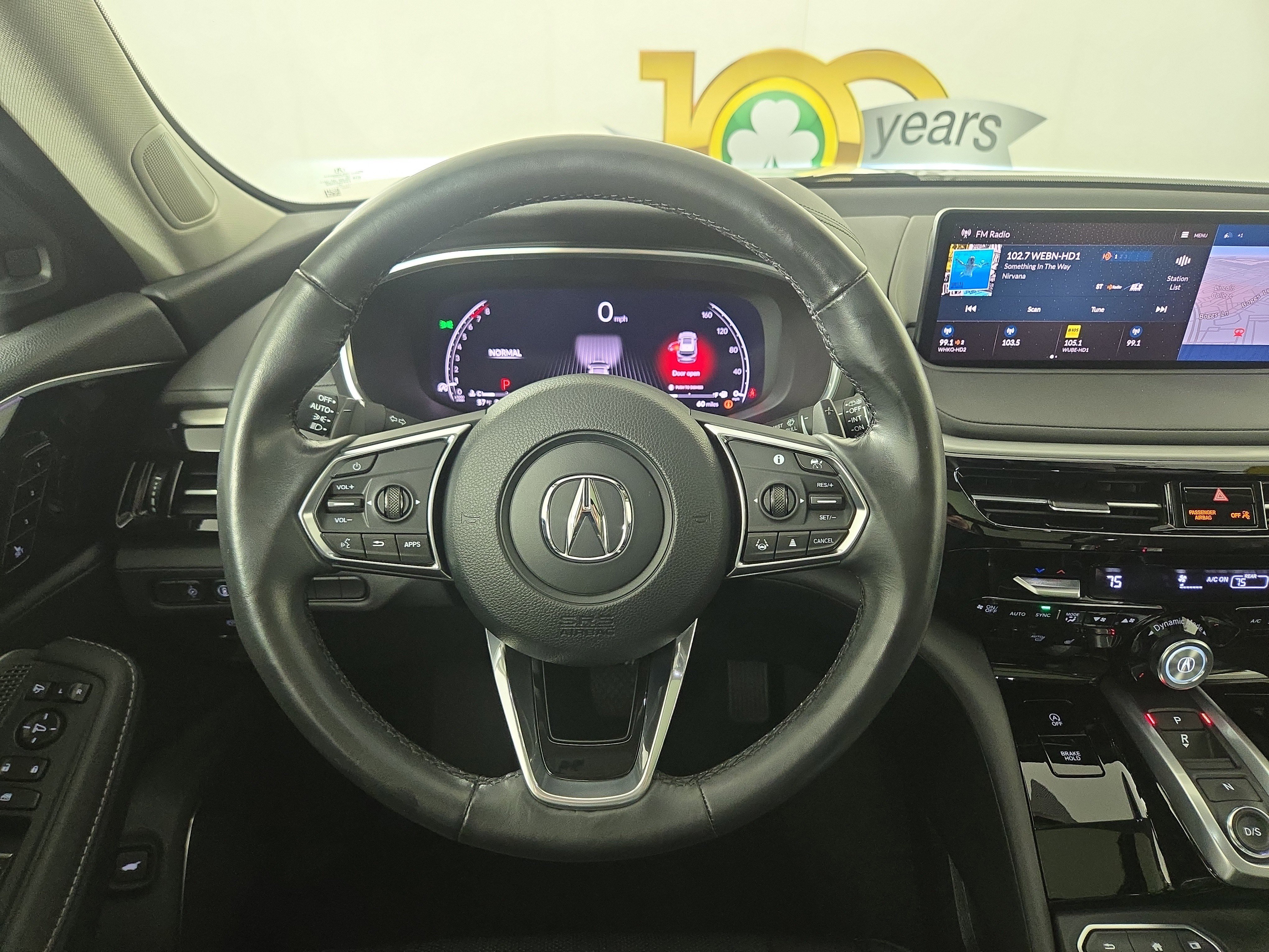 Used 2024 Acura MDX SH-AWD w/ Technology Package image 15