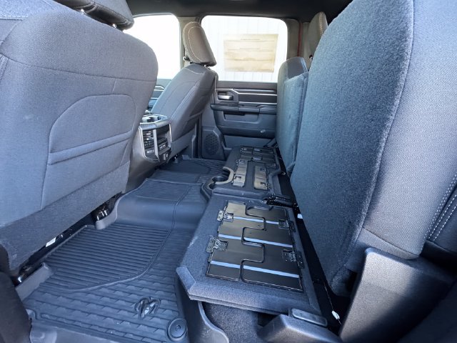 New 2027 RAM 3500 Big Horn AWD/4WD image 33