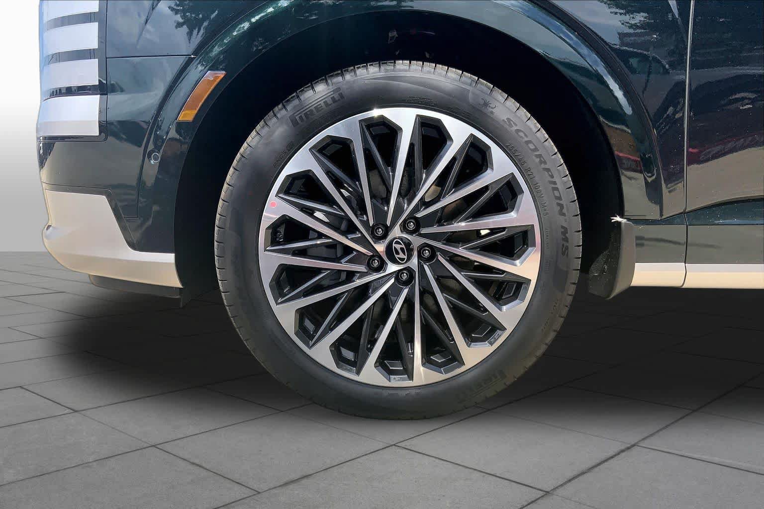 New 2026 Hyundai Palisade Calligraphy AWD/4WD image 11
