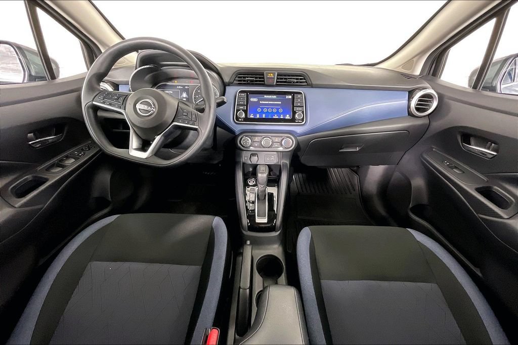 Used 2025 Nissan Versa SV w/ Trunk Package FWD image 17