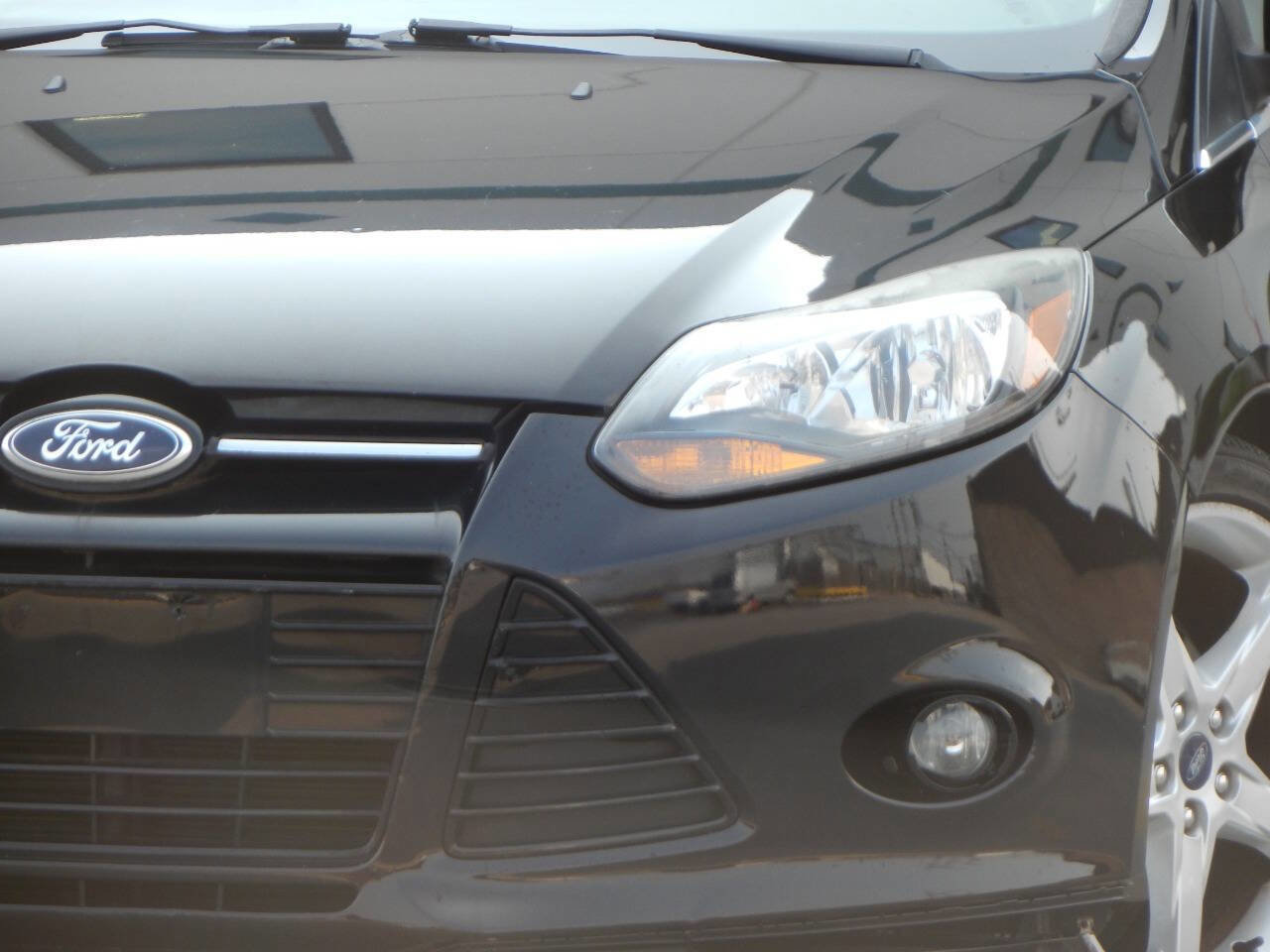 Used 2012 Ford Focus Titanium image 5