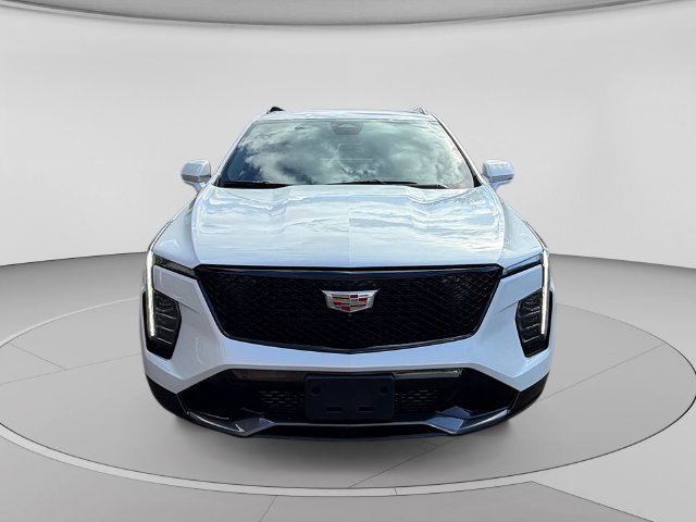 Used 2024 Cadillac XT4 Sport w/ Active Safety Package AWD/4WD image 8