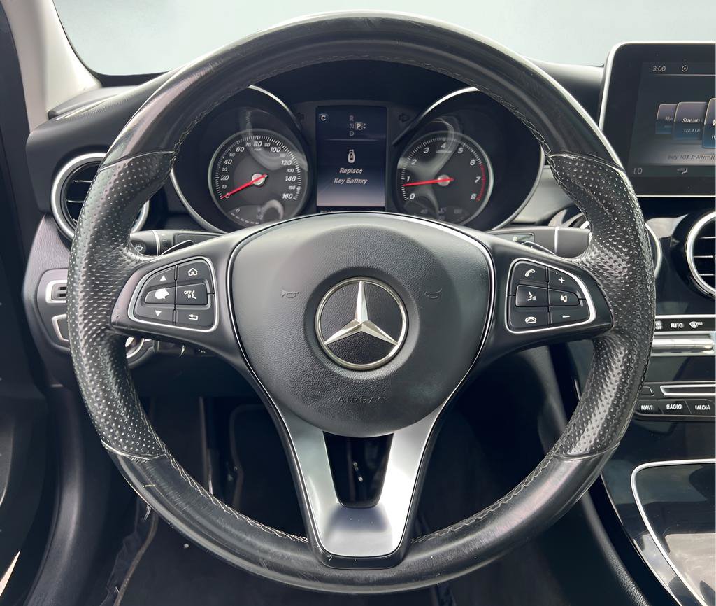 Used 2015 Mercedes-Benz C 300 4MATIC Sedan image 37