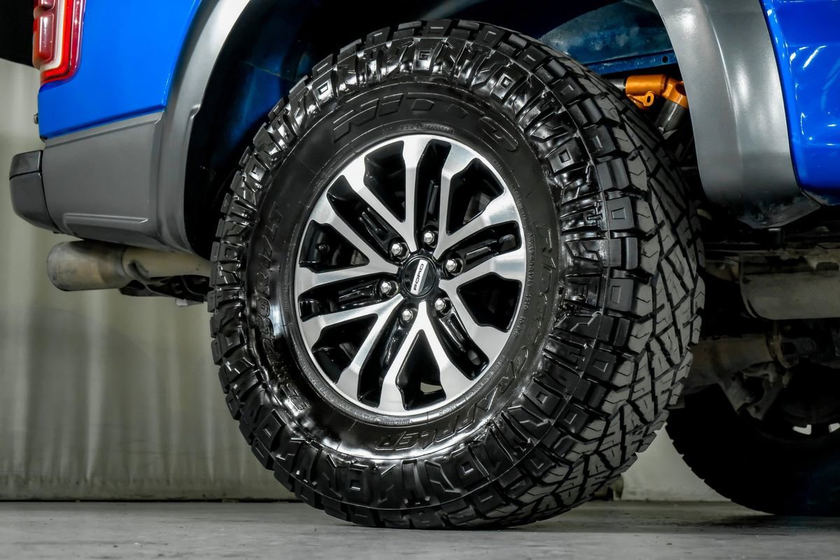 Used 2019 Ford F150 Raptor w/ Equipment Group 802A Luxury image 53