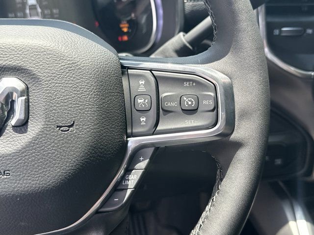 New 2026 RAM 3500 Laramie AWD/4WD image 29