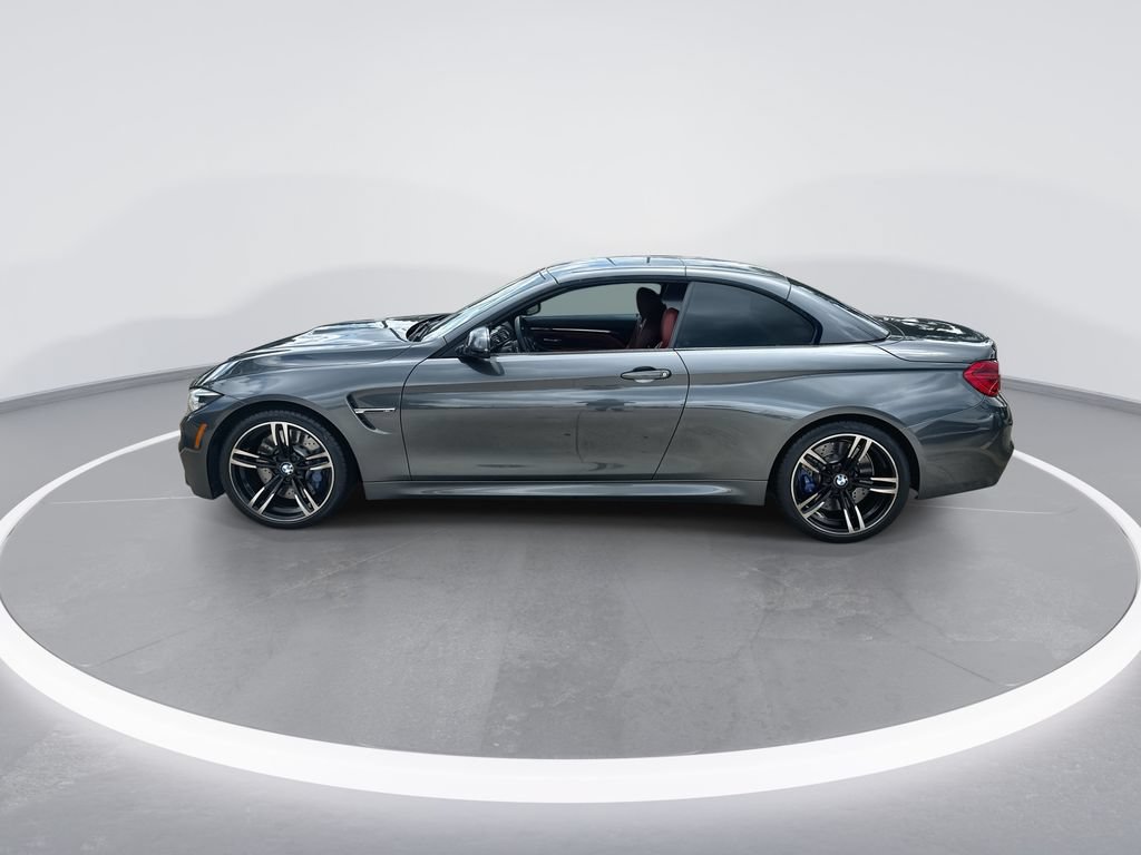 Used 2018 BMW M4 Convertible RWD image 5