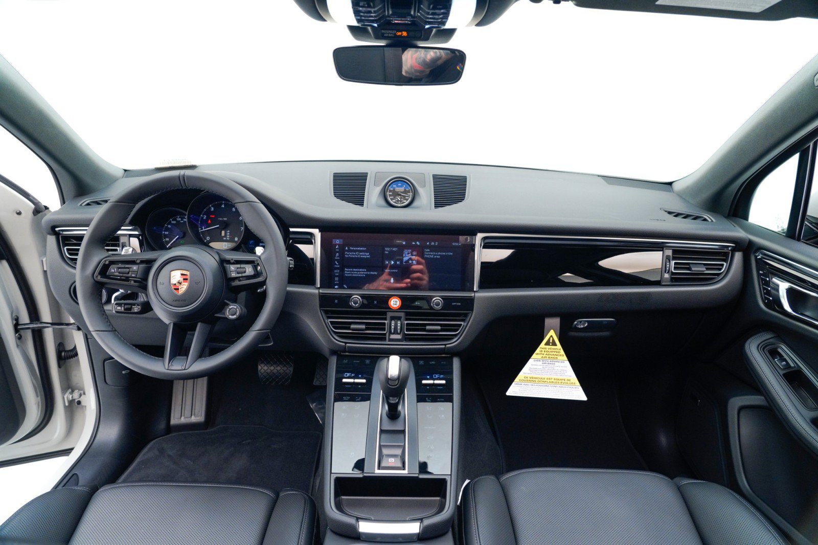 New 2026 Porsche Macan image 19