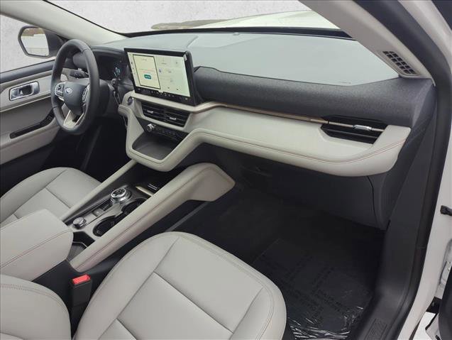 New 2025 Ford Explorer Active w/ Active Comfort Package image 4