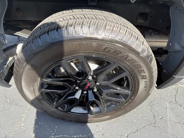 Used 2024 GMC Sierra 1500 Elevation AWD/4WD image 8