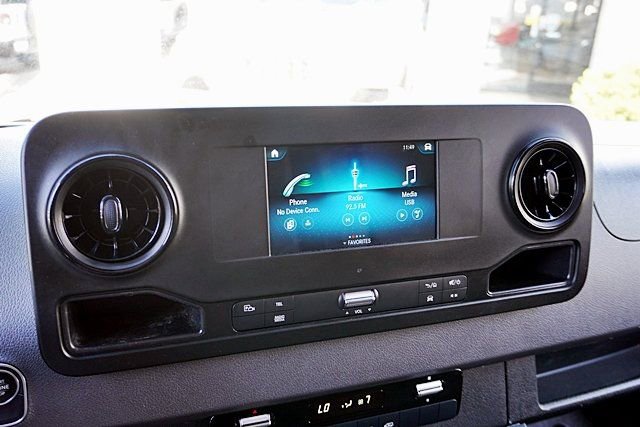 Used 2024 Mercedes-Benz Sprinter 2500 image 23