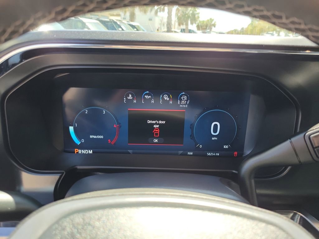 Used 2025 Ford F250 Lariat w/ Black Appearance Package image 21