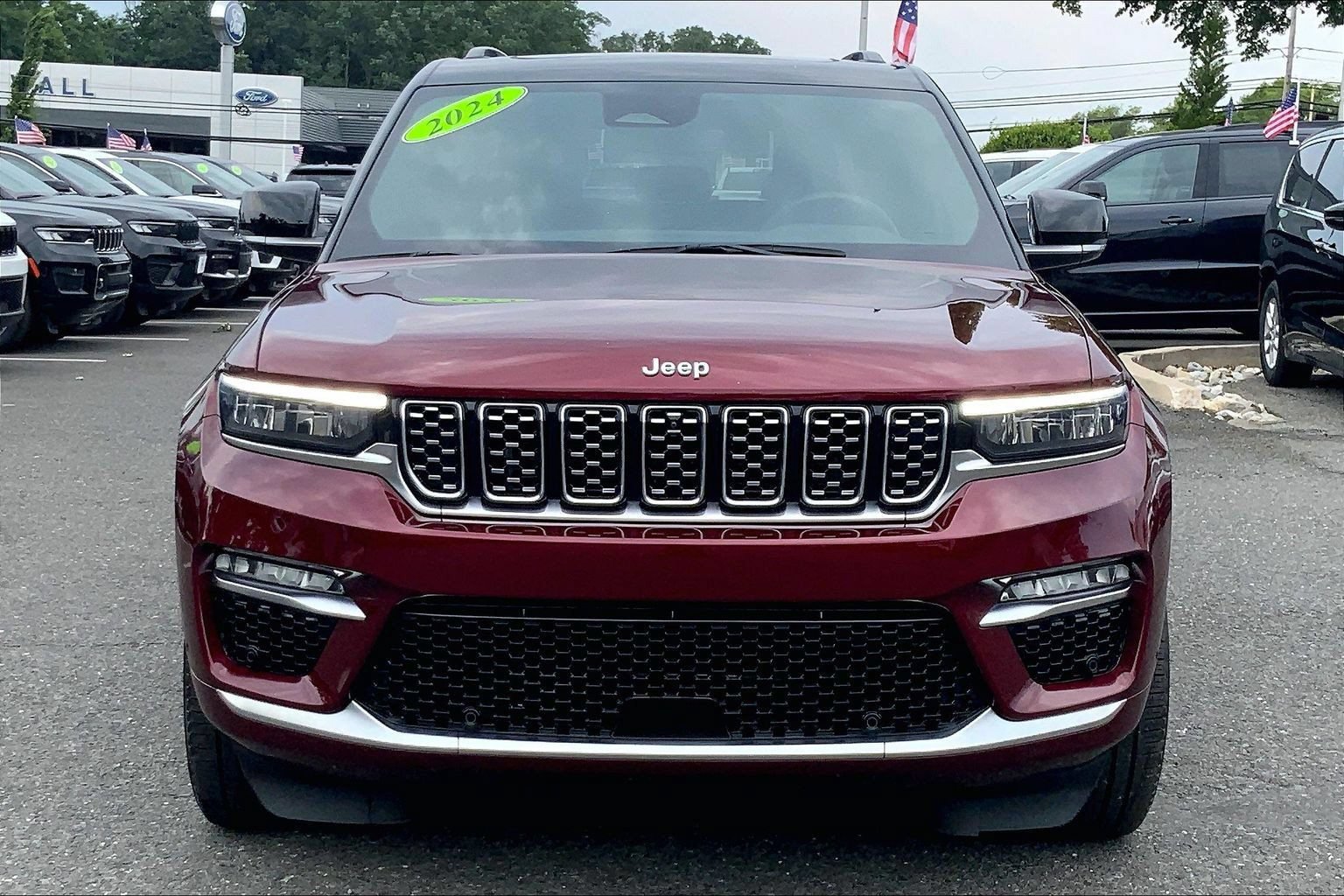 Certified 2024 Jeep Grand Cherokee Summit AWD/4WD image 3