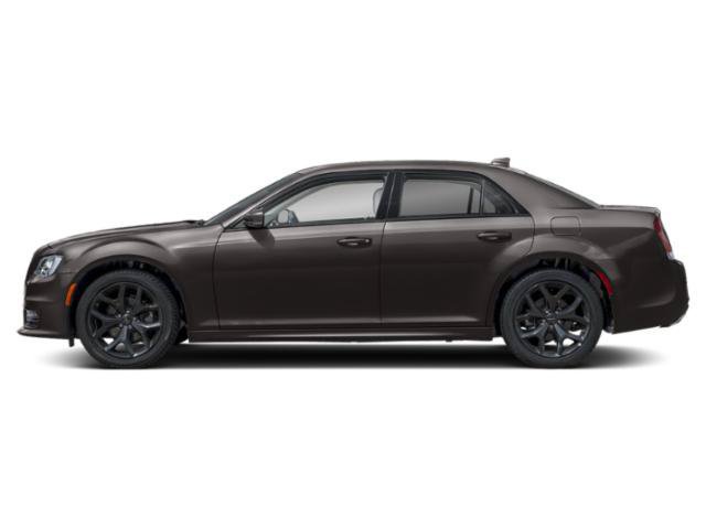 Used 2023 Chrysler 300 Touring L w/ Popular Equipment Group RWD image 3