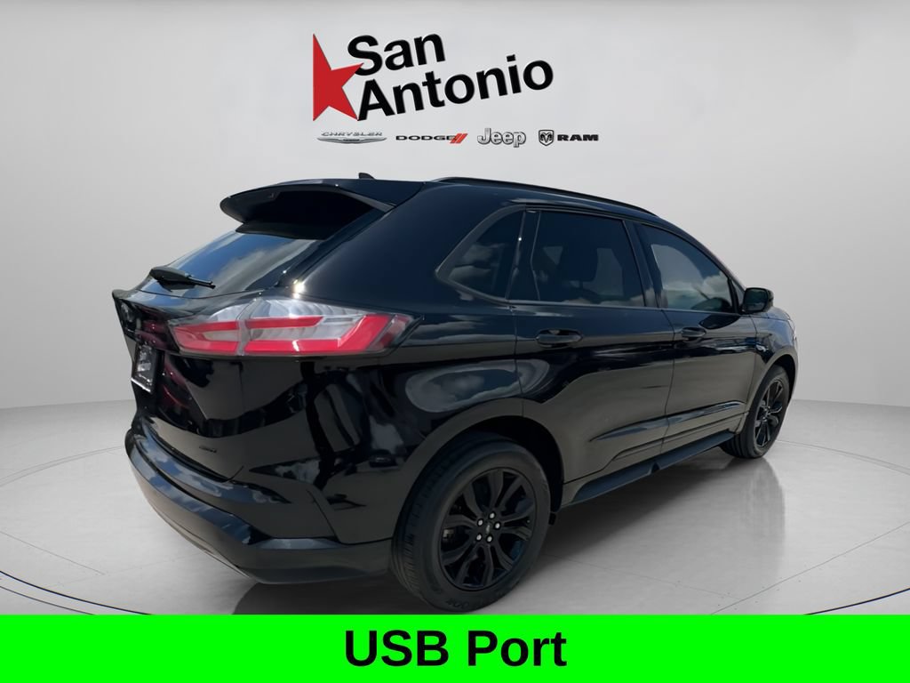 Used 2024 Ford Edge SE w/ Black Appearance Package AWD/4WD image 15
