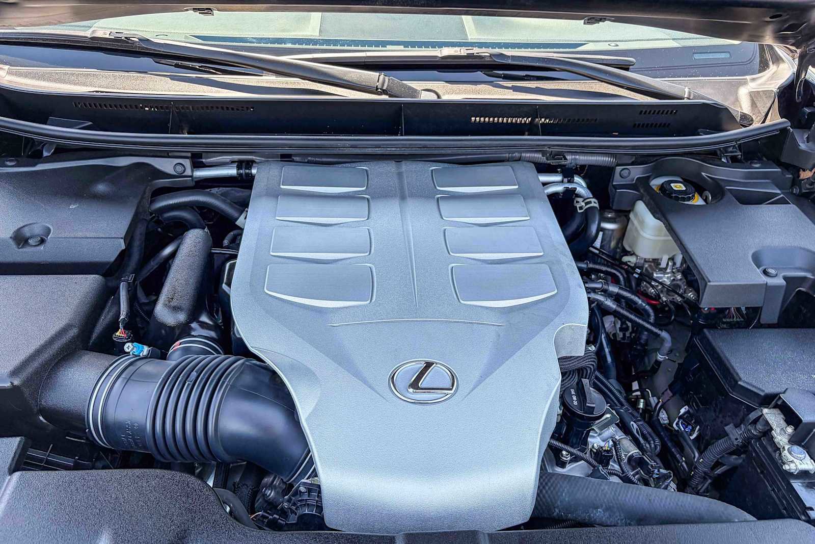 Certified 2021 Lexus GX 460 Premium w/ Premium Package AWD/4WD image 27