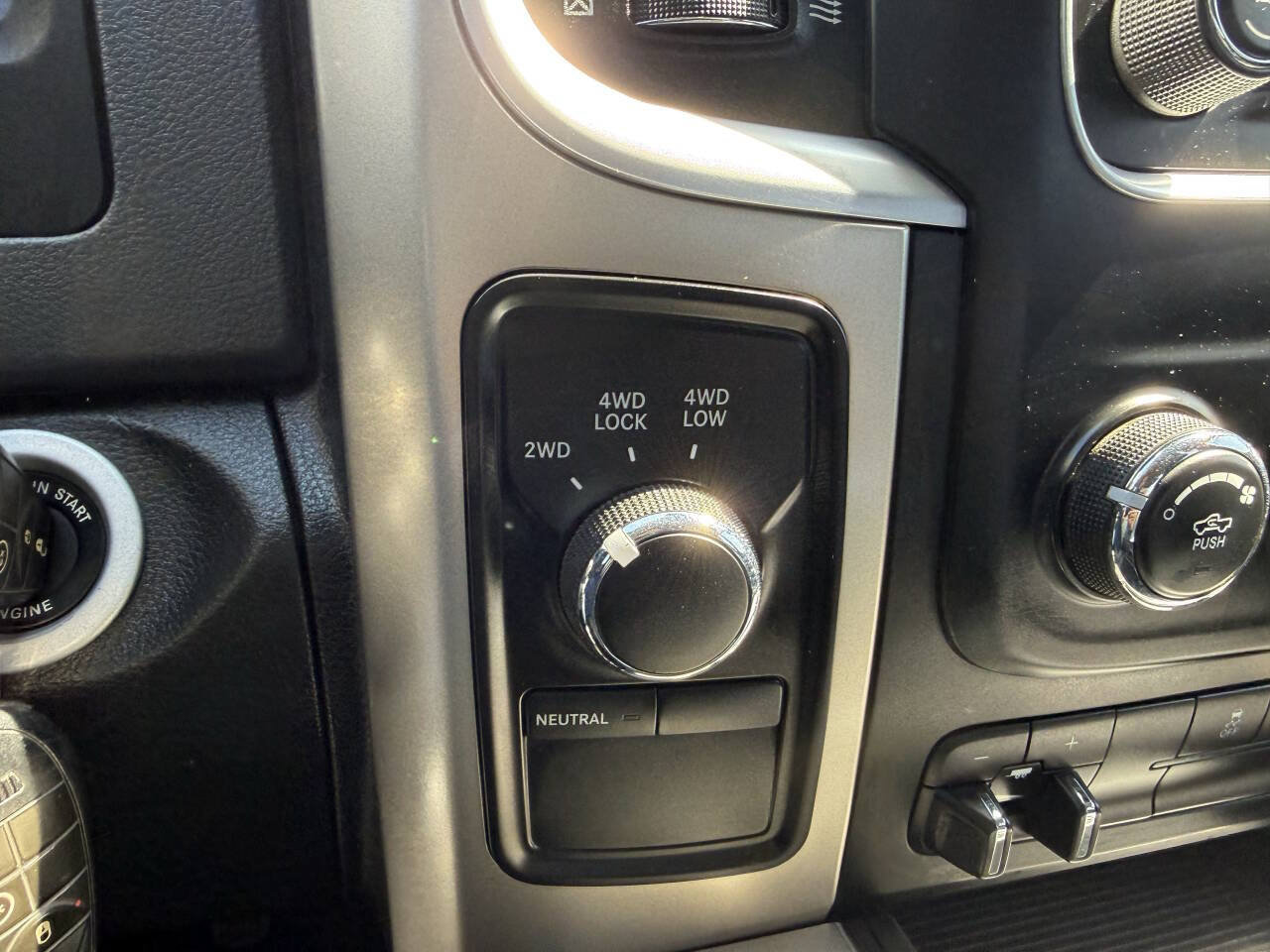 Used 2014 RAM 2500 Big Horn AWD/4WD image 29