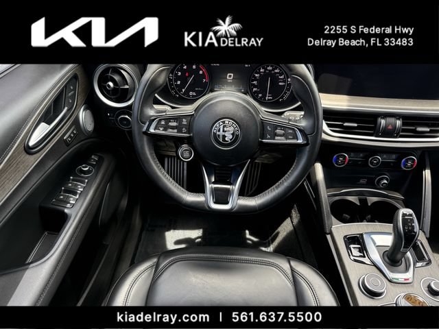 Used 2020 Alfa Romeo Stelvio Ti Lusso AWD/4WD image 13