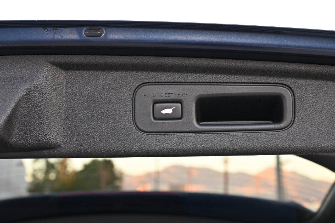 Used 2018 Honda Odyssey Elite image 52