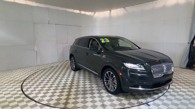 Used 2023 Lincoln Nautilus Reserve AWD/4WD image 5