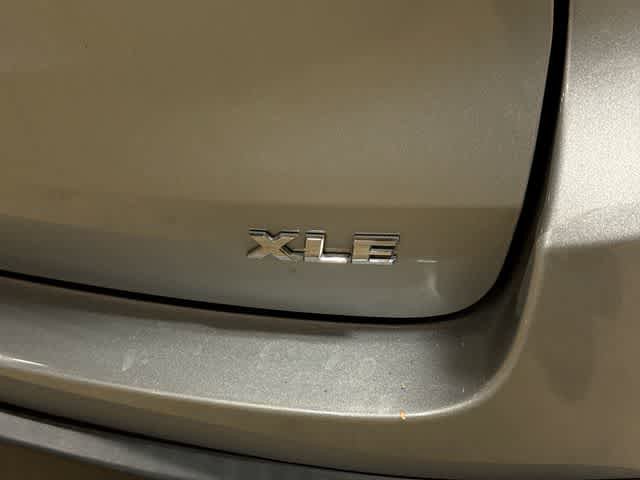 Certified 2017 Toyota Highlander XLE FWD image 29