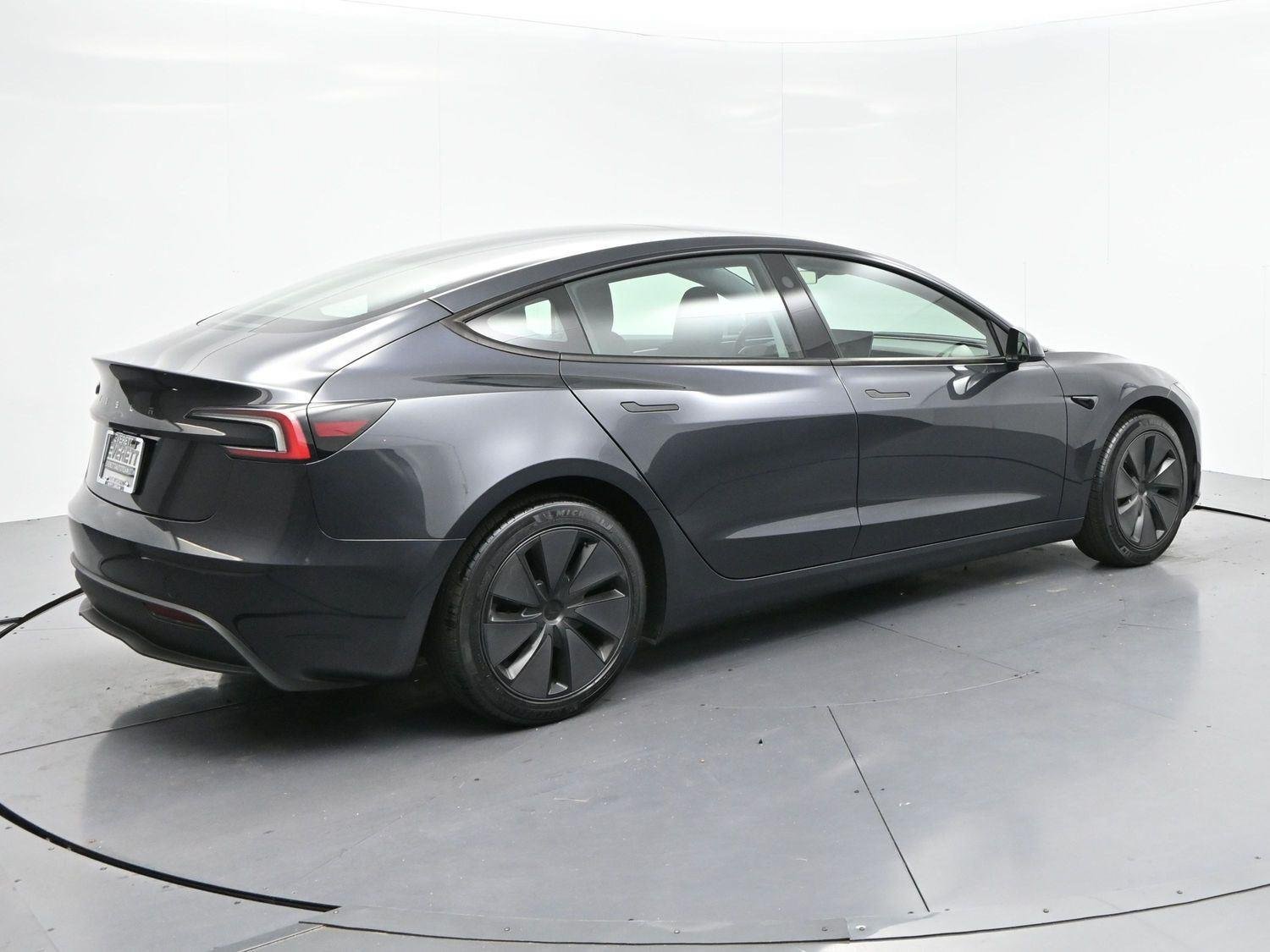 Used 2025 Tesla Model 3 Long Range RWD image 7