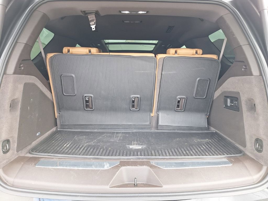 Used 2023 Cadillac Escalade Sport w/ Touring Package image 32