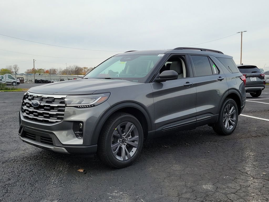 New 2026 Ford Explorer Active w/ Active Comfort Package image 8