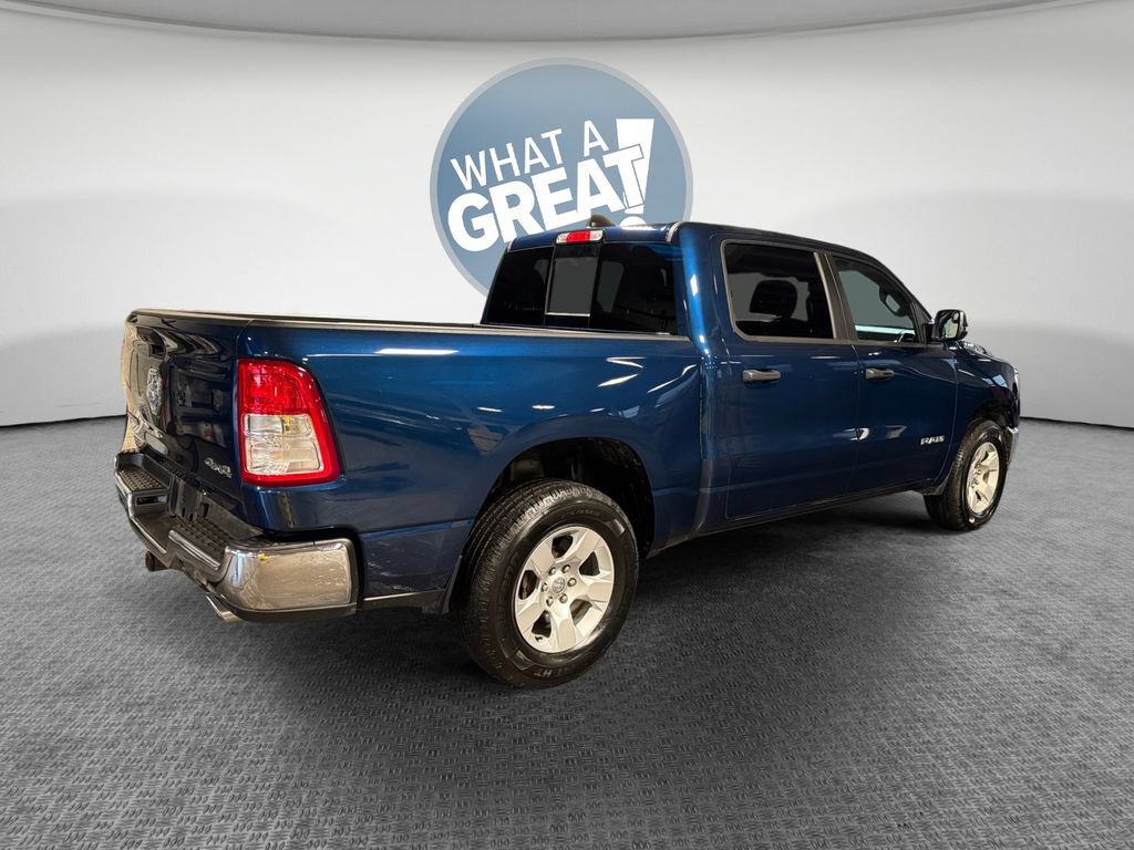 Used 2023 RAM 1500 Big Horn AWD/4WD image 3