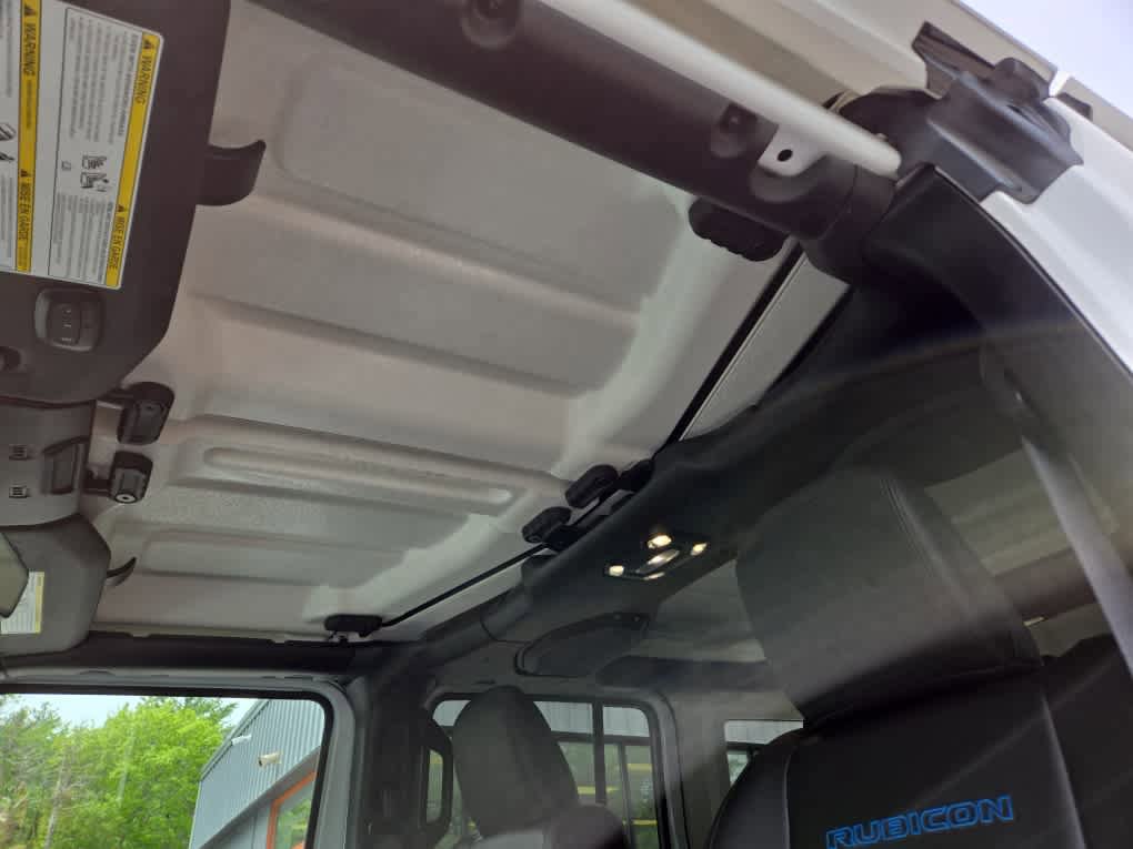 Used 2023 Jeep Wrangler Unlimited Rubicon 4xe w/ Cold Weather Group AWD/4WD image 30