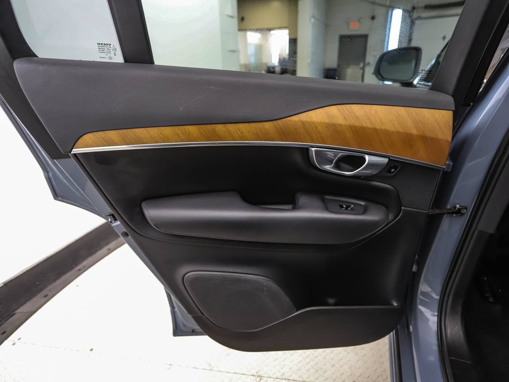 Used 2023 Volvo XC90 B5 Plus AWD/4WD image 20