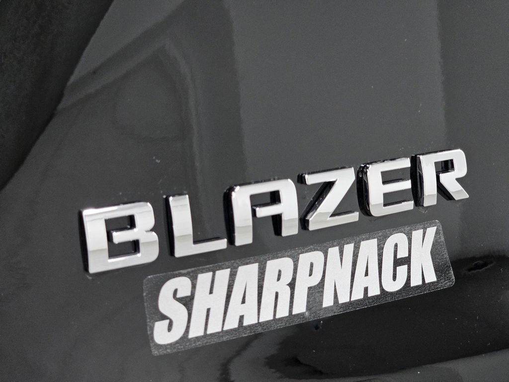 Used 2026 Chevrolet Blazer LT FWD image 28