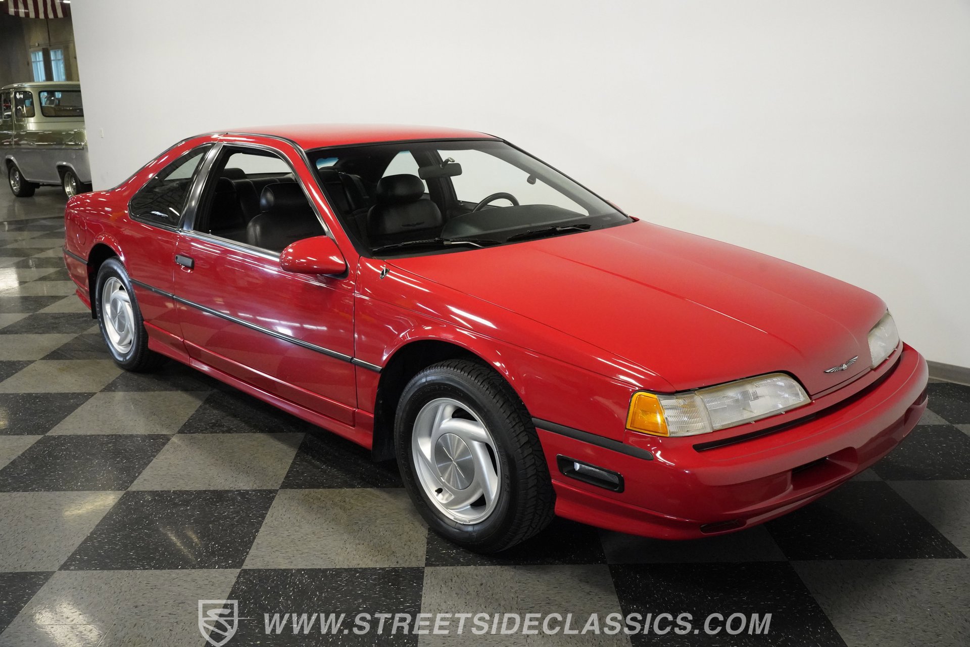 Used 1992 Ford Thunderbird Super image 21