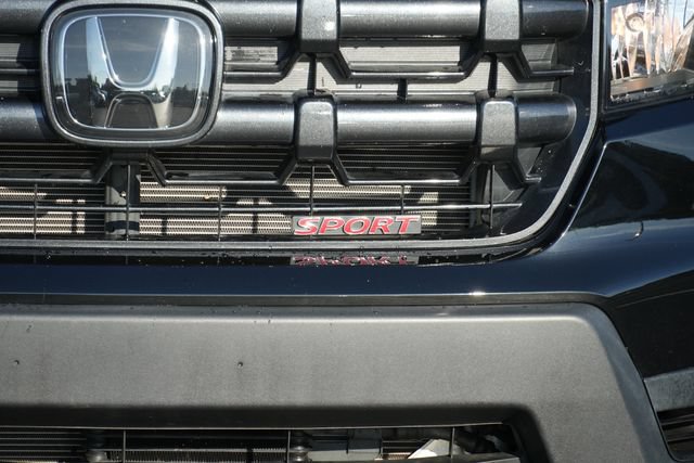 Used 2025 Honda Ridgeline Sport image 3