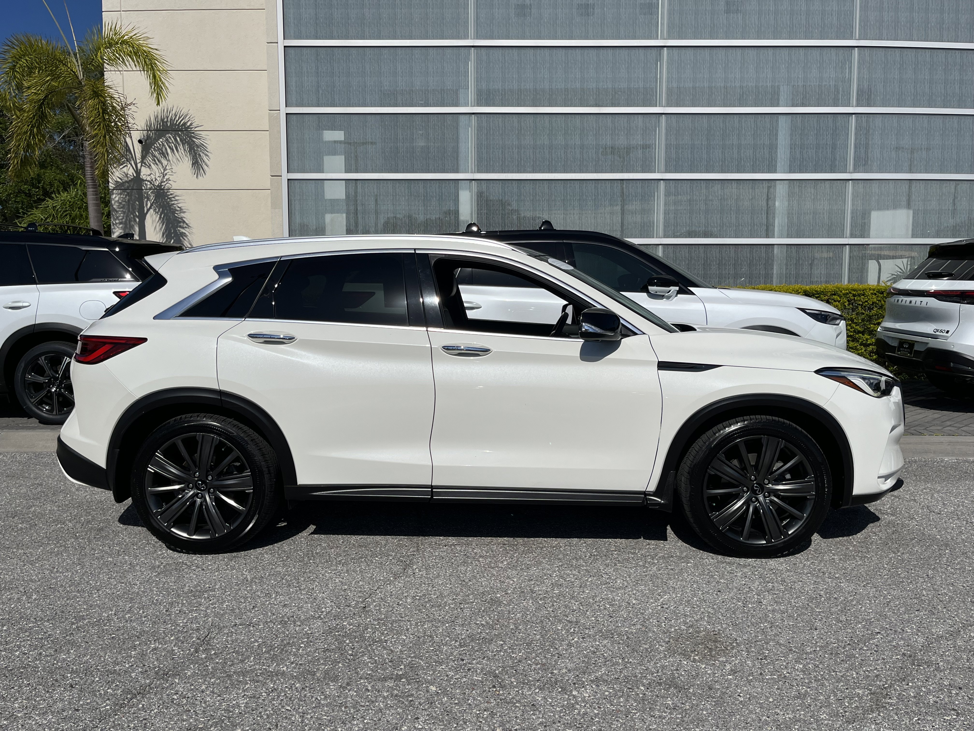 Certified 2020 INFINITI QX50 Essential w/ Edition 30 Package FWD image 7